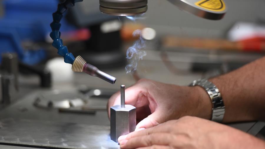 l’etre humain et le monde digital en harmonie