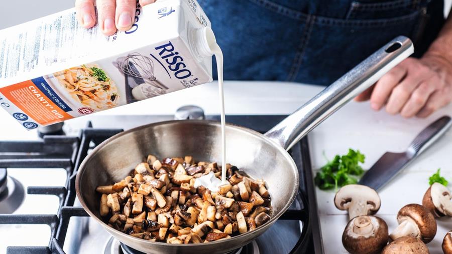 ALTERNATIVES VÉGÉTALES À LA CRÈME: RISSO CHANTY®