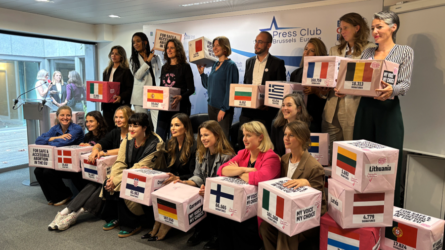 Un million d'Européens demandent un droit à un avortement sûr dans l'UE