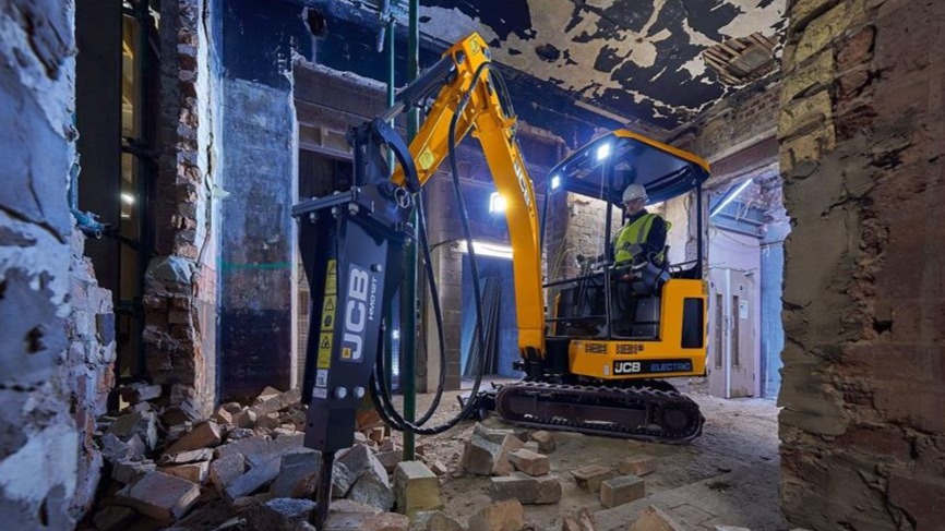 Travailler en toute sécurité avec des machines électroniques